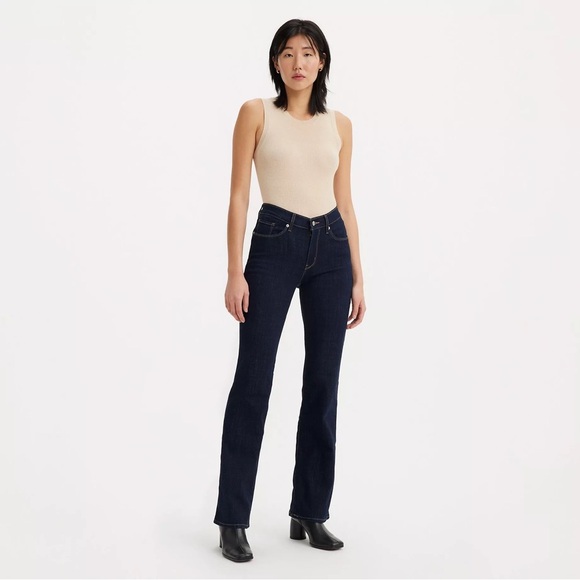 NWT Levi’s Classic Bootcut Mid Rise Jeans - Picture 1 of 5